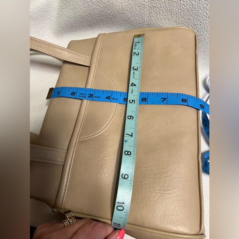 Purse - Picture 4 of 11